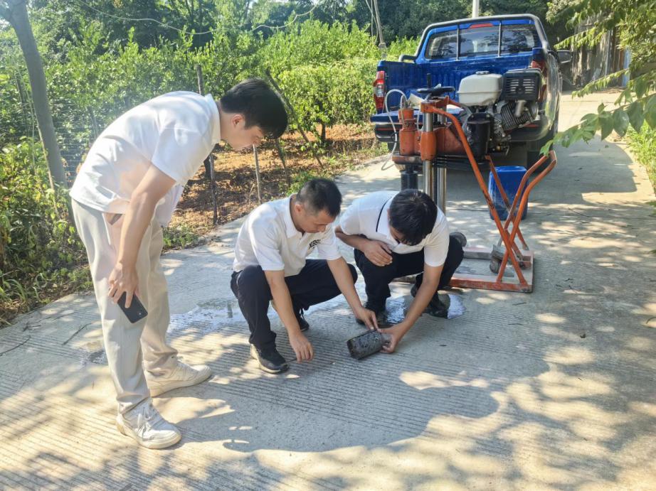 武汉：关注高标准农田工程质量