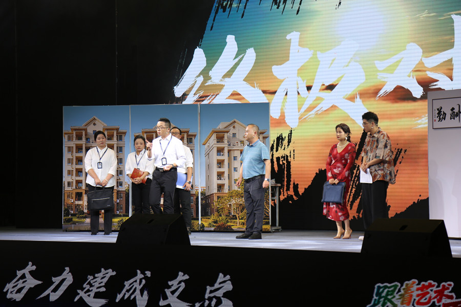 江夏：参加区“百花奖”优秀节目汇演